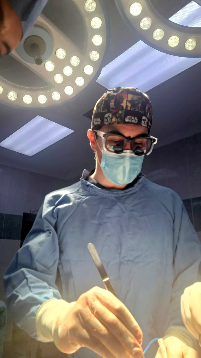 Dr. Alejandro Navarro Vidaña, cirujano cardiotorácico en Chihuahua